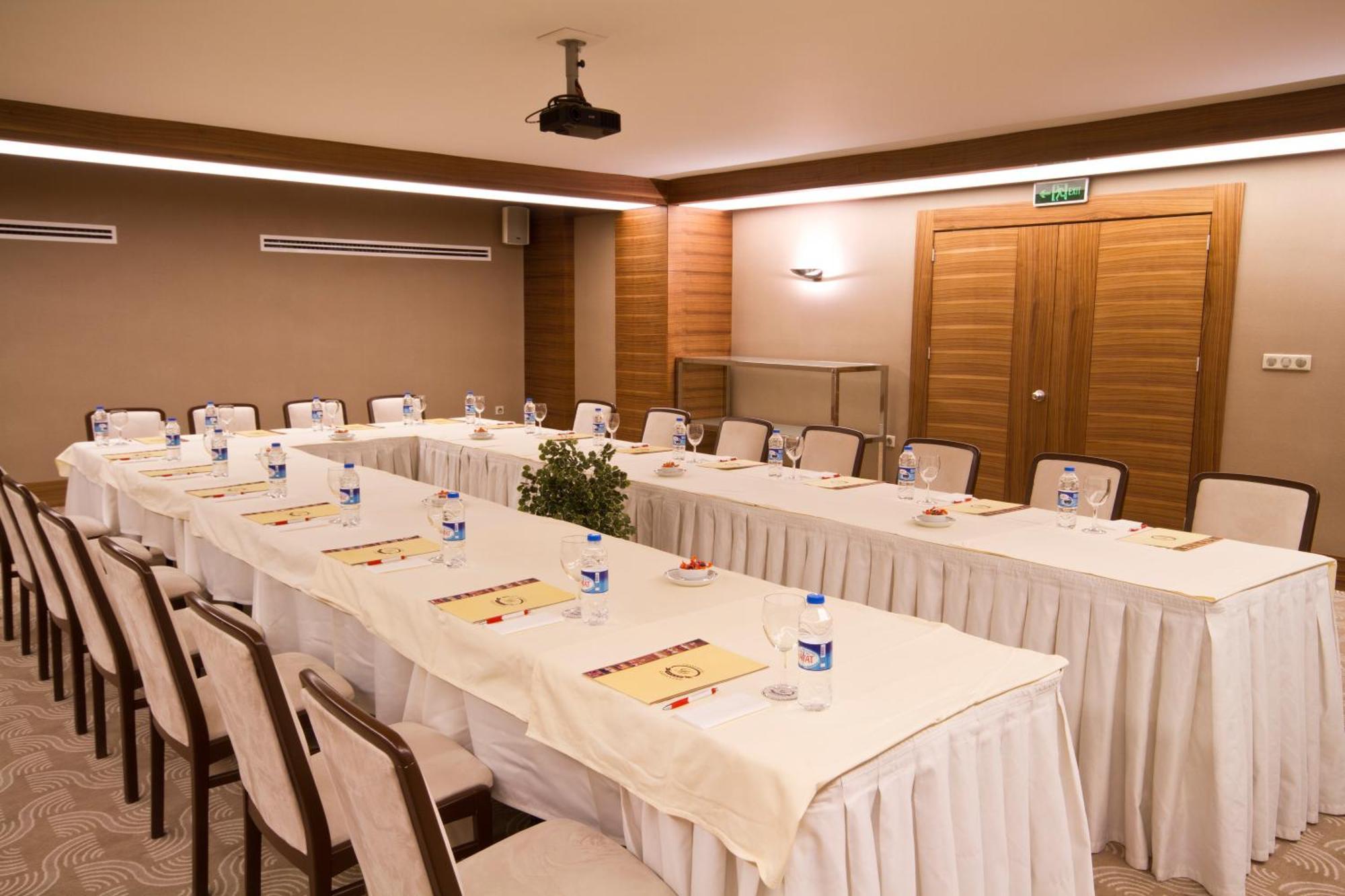 Grand Hotel Gaziantep Ngoại thất bức ảnh